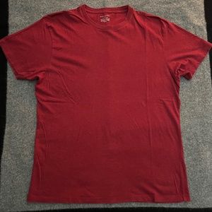 BANANA REPUBLIC 2005 Fitted Crew Maroon S/S T-Shirt